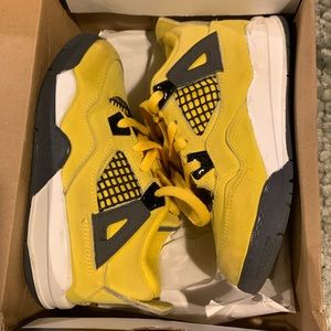 Jordan 4 retros kids